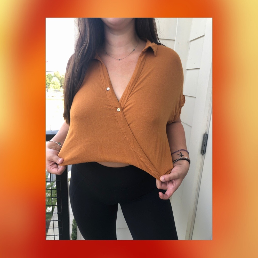 Molly Green Rust Cropped Button Up
